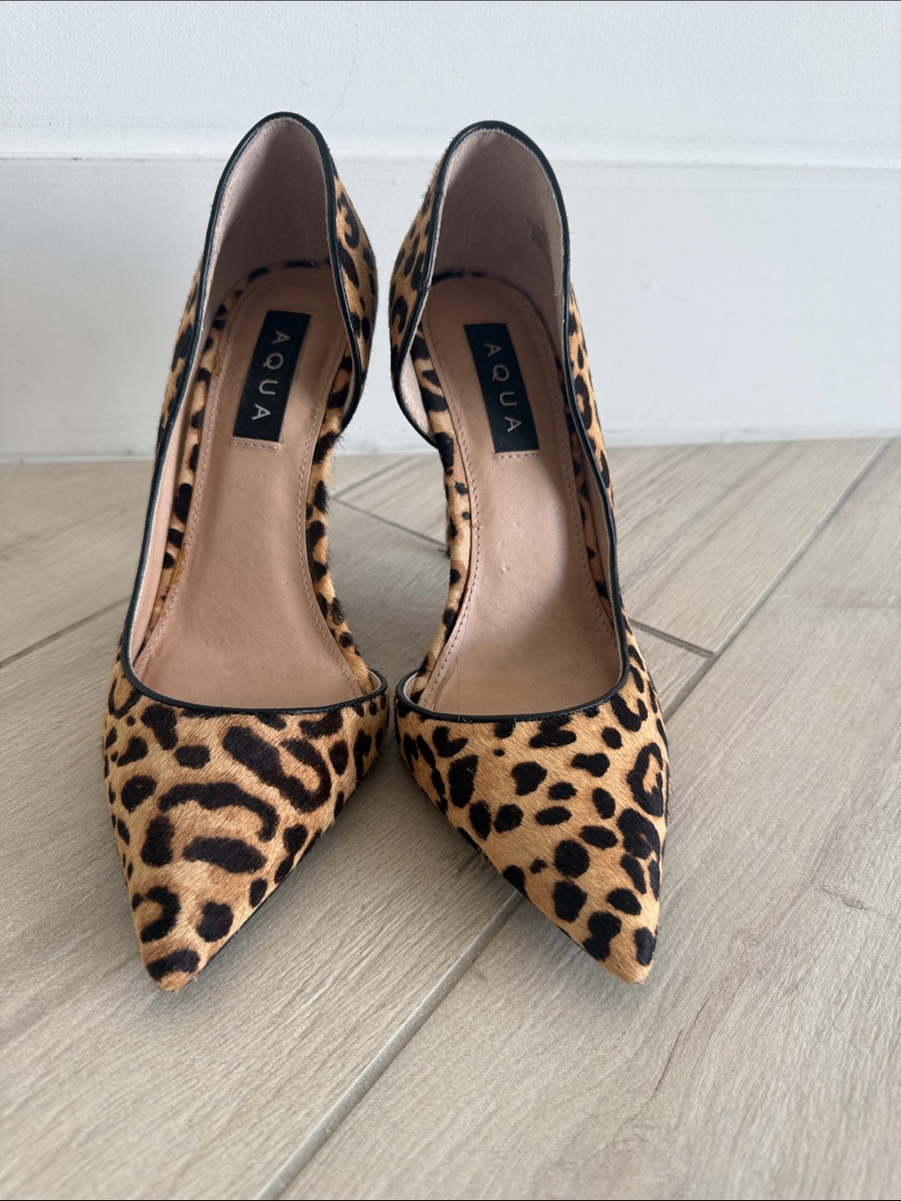 Aqua Leopard-Print Pointed-Toe Pumps - Tan & Black